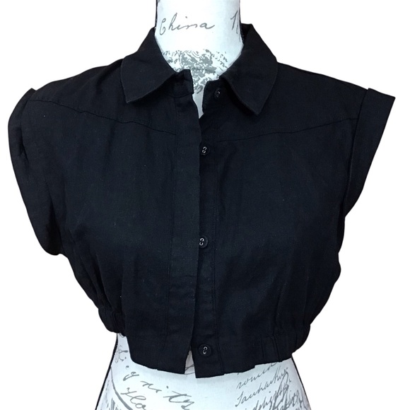7 For All Mankind Women's Black Cropped Button-Down Shirt - Picture 1 of 4